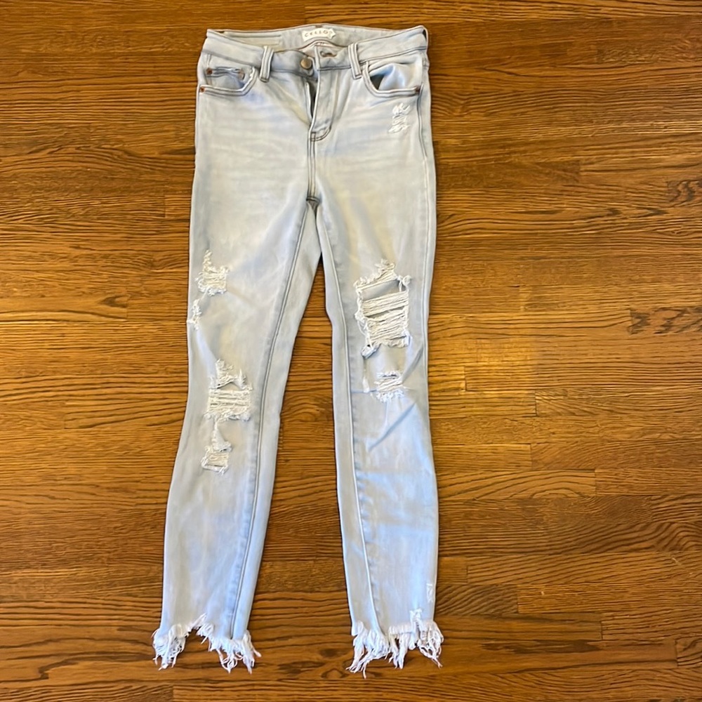 Cello light wash ripped jeggings size 3